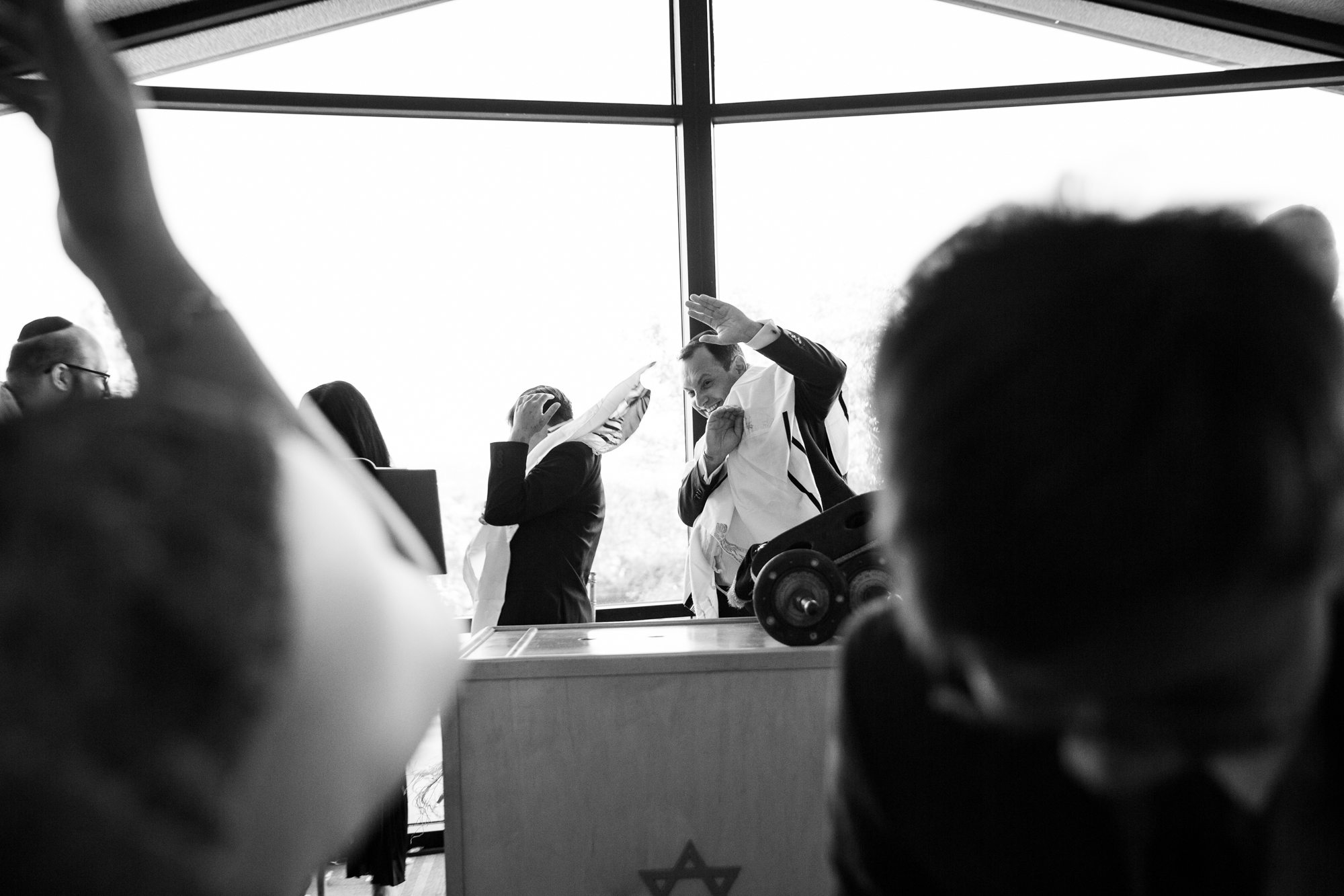 candid mitzvah photography los angeles