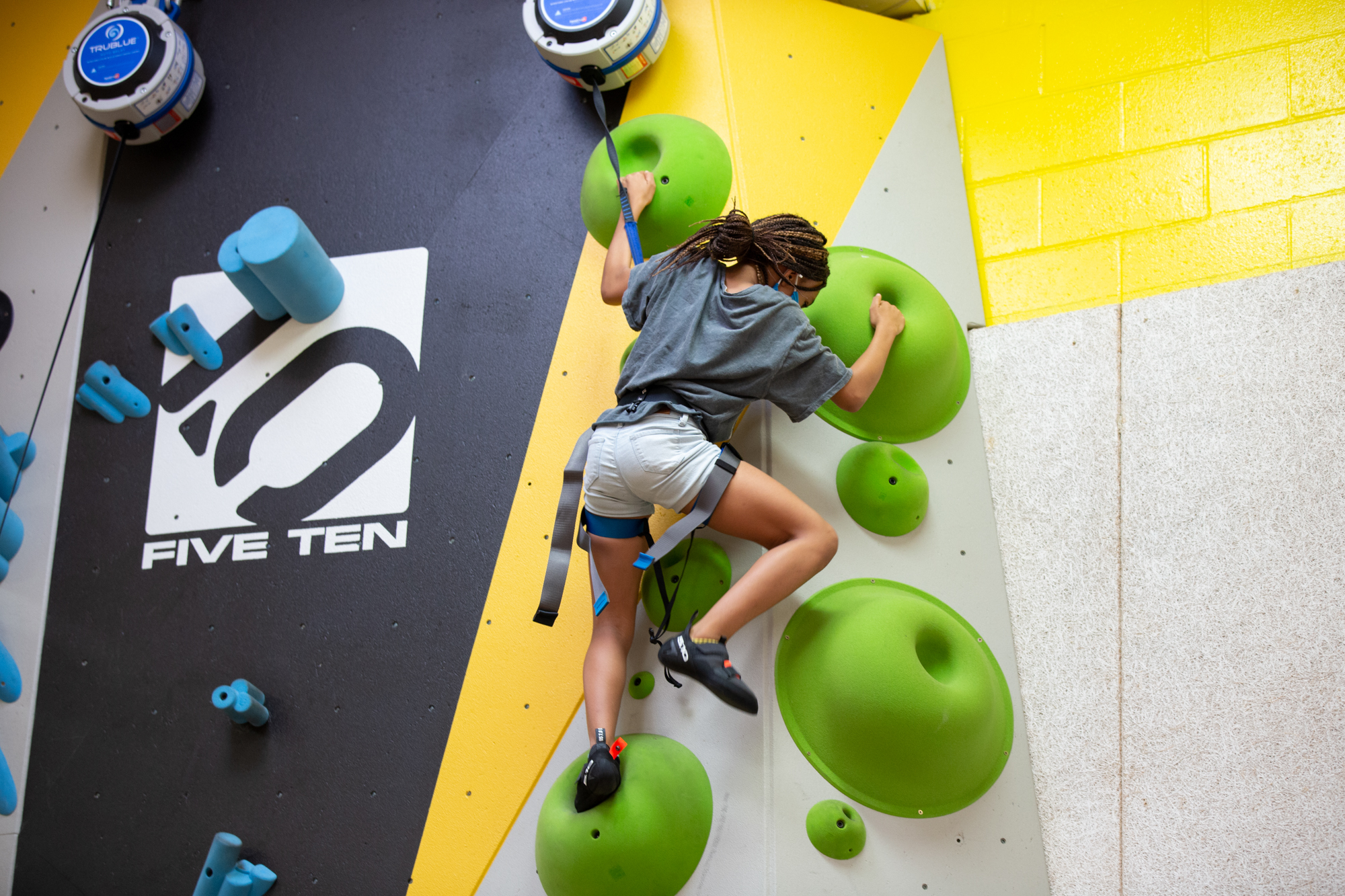 rock climber gym photography
