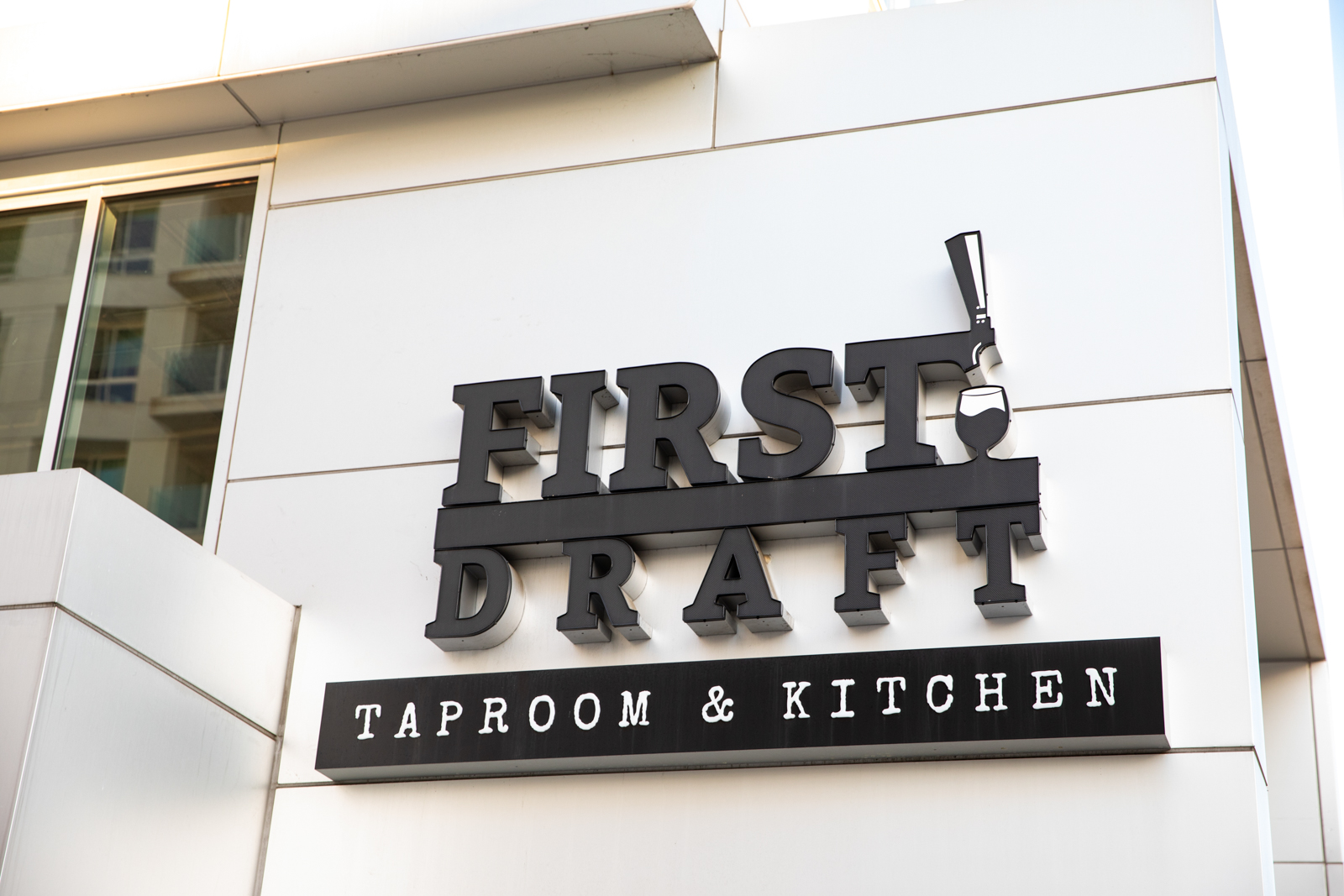 first draft taproom and kitchen downtown los angeles event