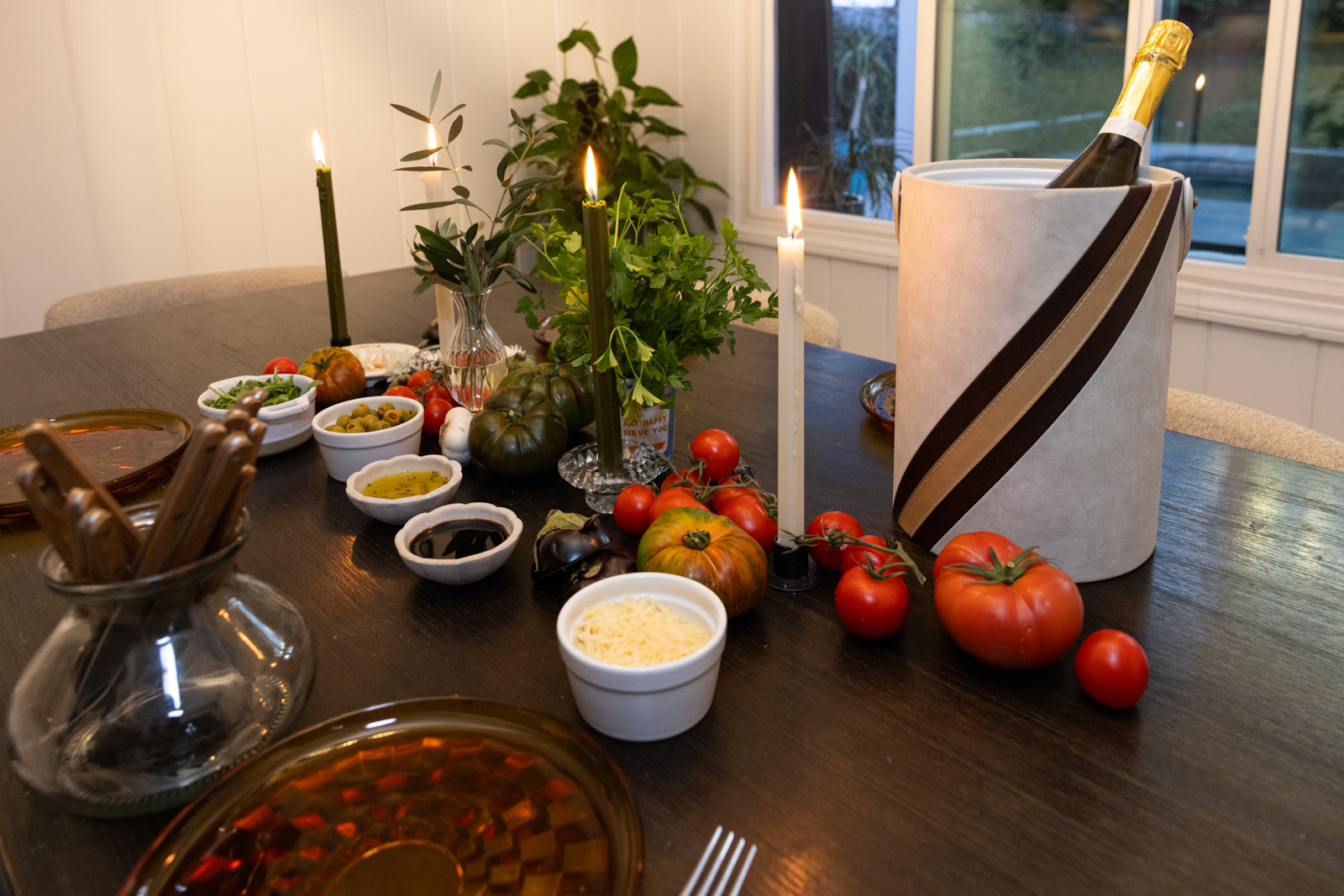 dinner party woodland hills tablescape setup