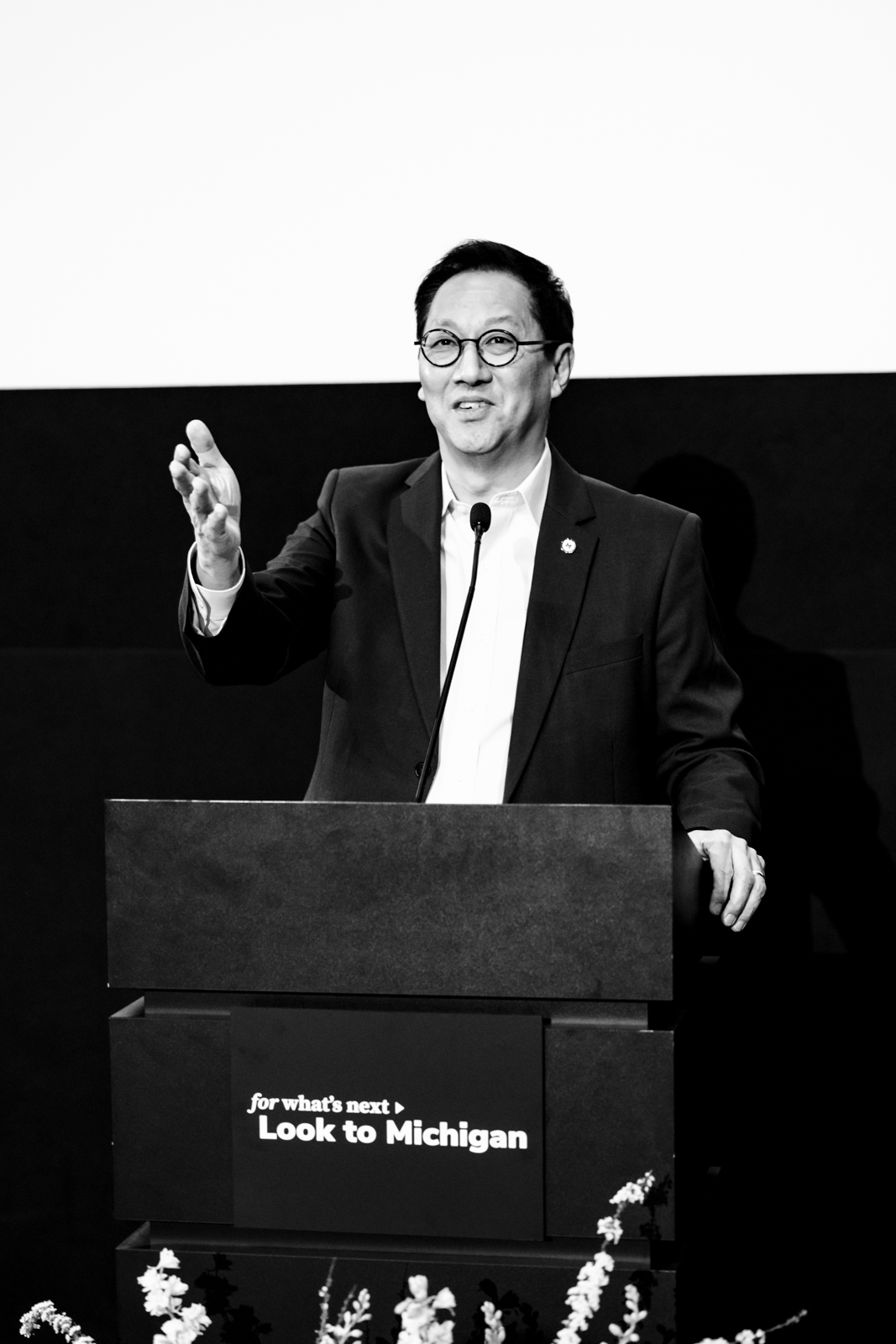 University of Michigan President Ono speaks UTA