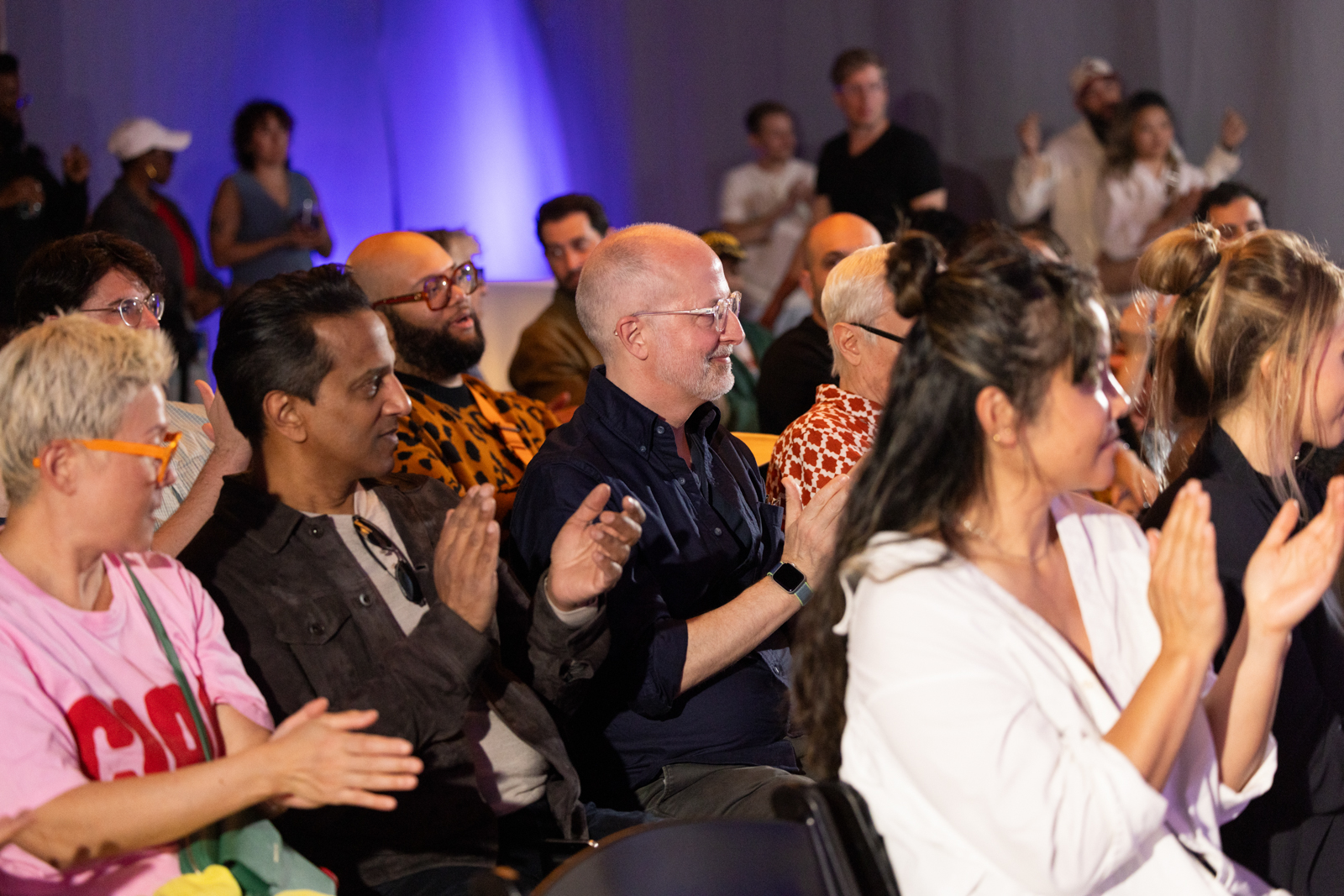 audience applause los angeles event photo